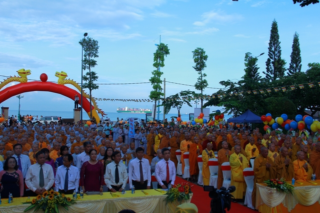 BR-VT: Trang nghiêm tổ chức Đại lễ Phật đản PL.2562 - DL. 2018