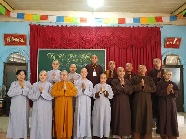 Phật Giáo Long Điền: Lớp sơ cấp Phật học huyện Long Điền khóa 1 (2018-2020) thi tốt nghiệp