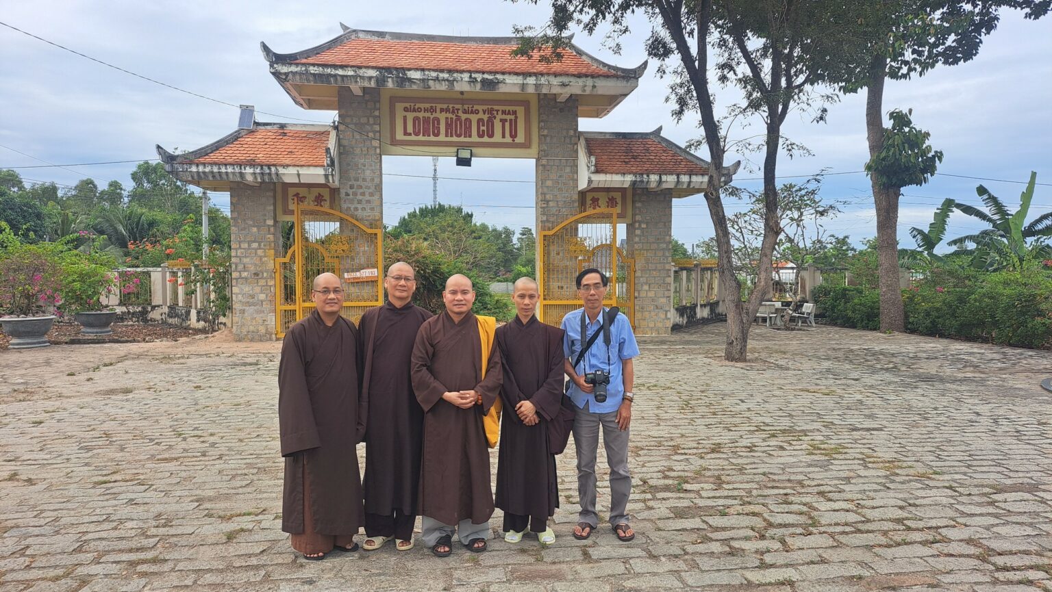 Trung tâm dịch thuật Hán Nôm Huệ Quang thực hiện tư liệu về chùa cổ và tư liệu về Phật giáo tại Bà Rịa Vũng Tàu