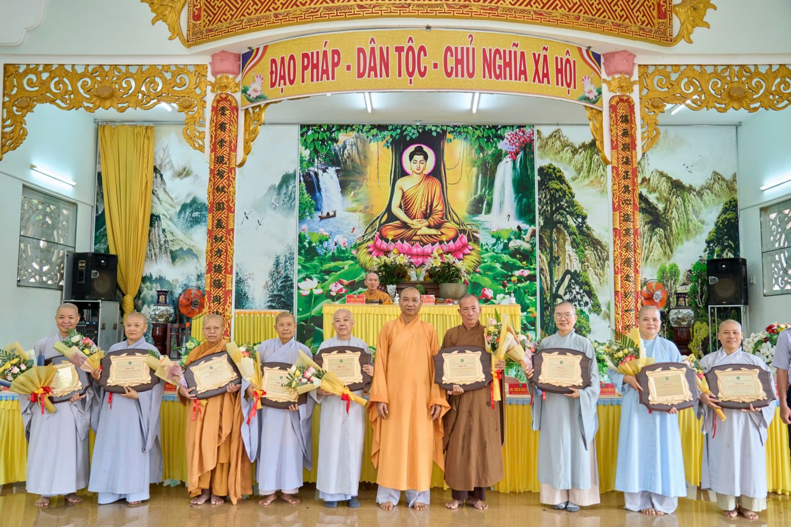 Phật giáo Long Điền: LỄ TRI ÂN – KẾT THÚC NHIỆM VỤ