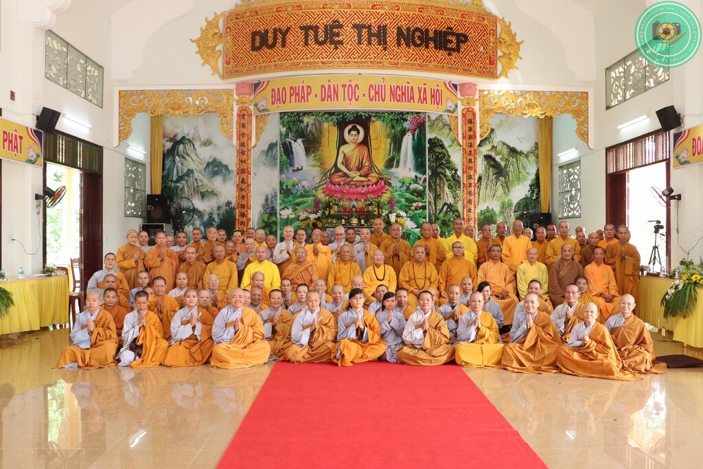 Thường trực BTS Phật giáo tỉnh thăm viếng các trường hạ 